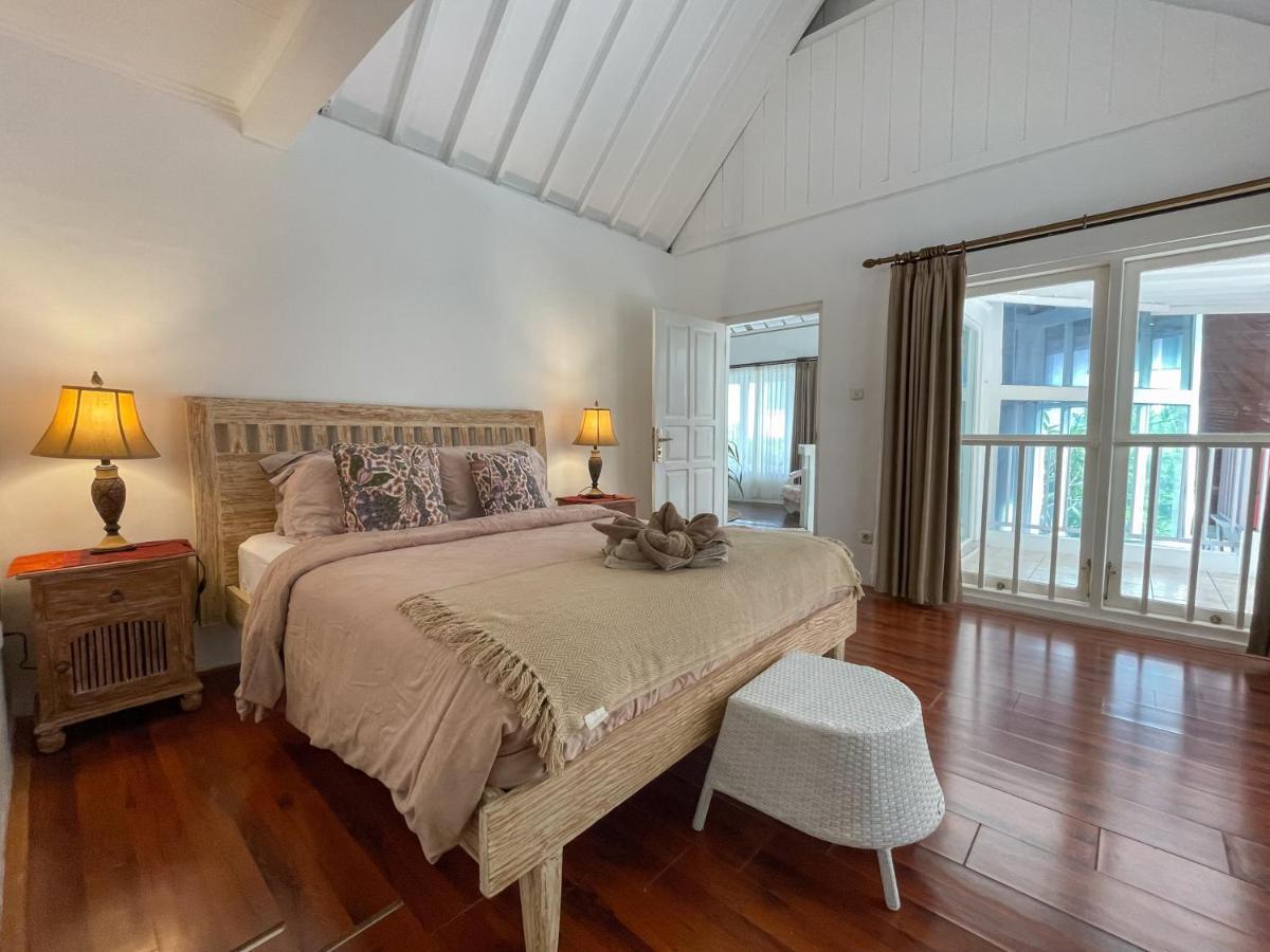 Beach House Canggu - 150M Berawa Beach المظهر الخارجي الصورة