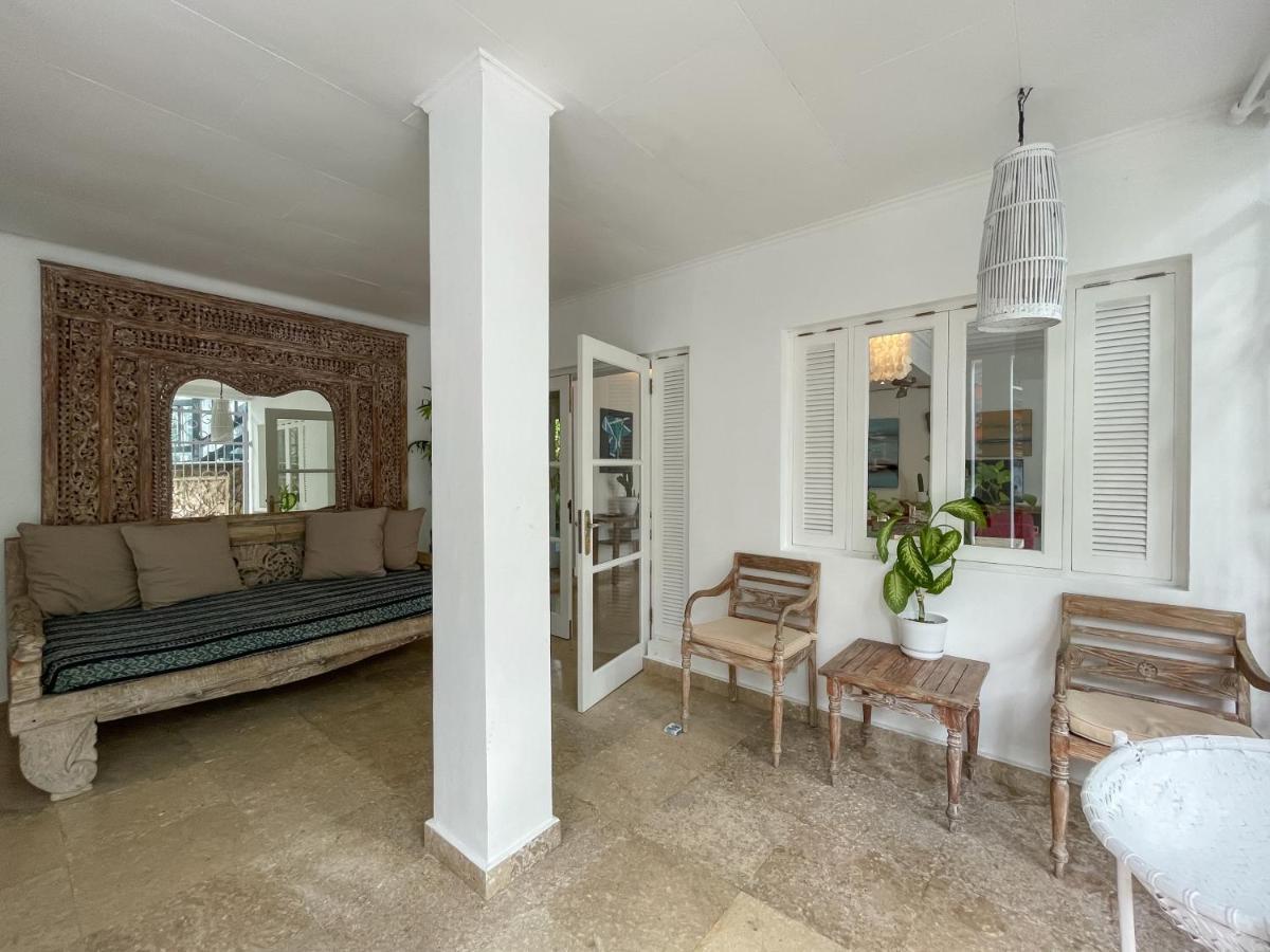 Beach House Canggu - 150M Berawa Beach المظهر الخارجي الصورة