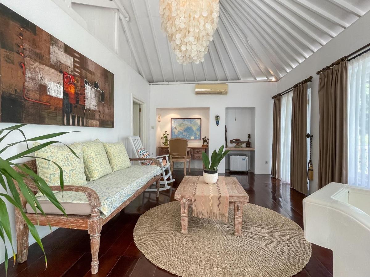 Beach House Canggu - 150M Berawa Beach المظهر الخارجي الصورة