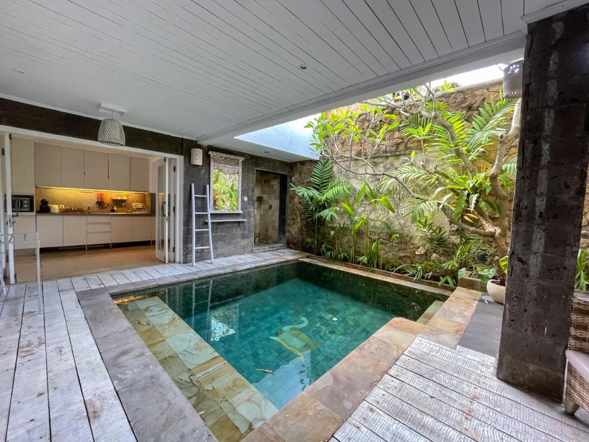 Beach House Canggu - 150M Berawa Beach المظهر الخارجي الصورة