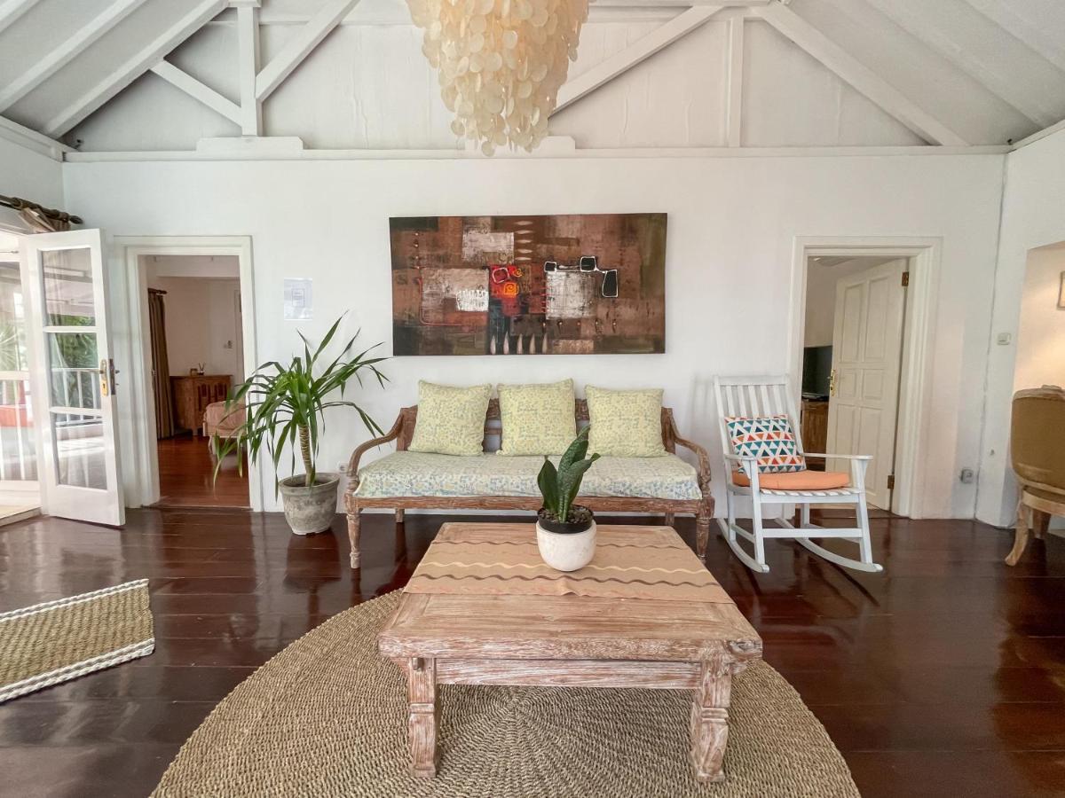 Beach House Canggu - 150M Berawa Beach المظهر الخارجي الصورة