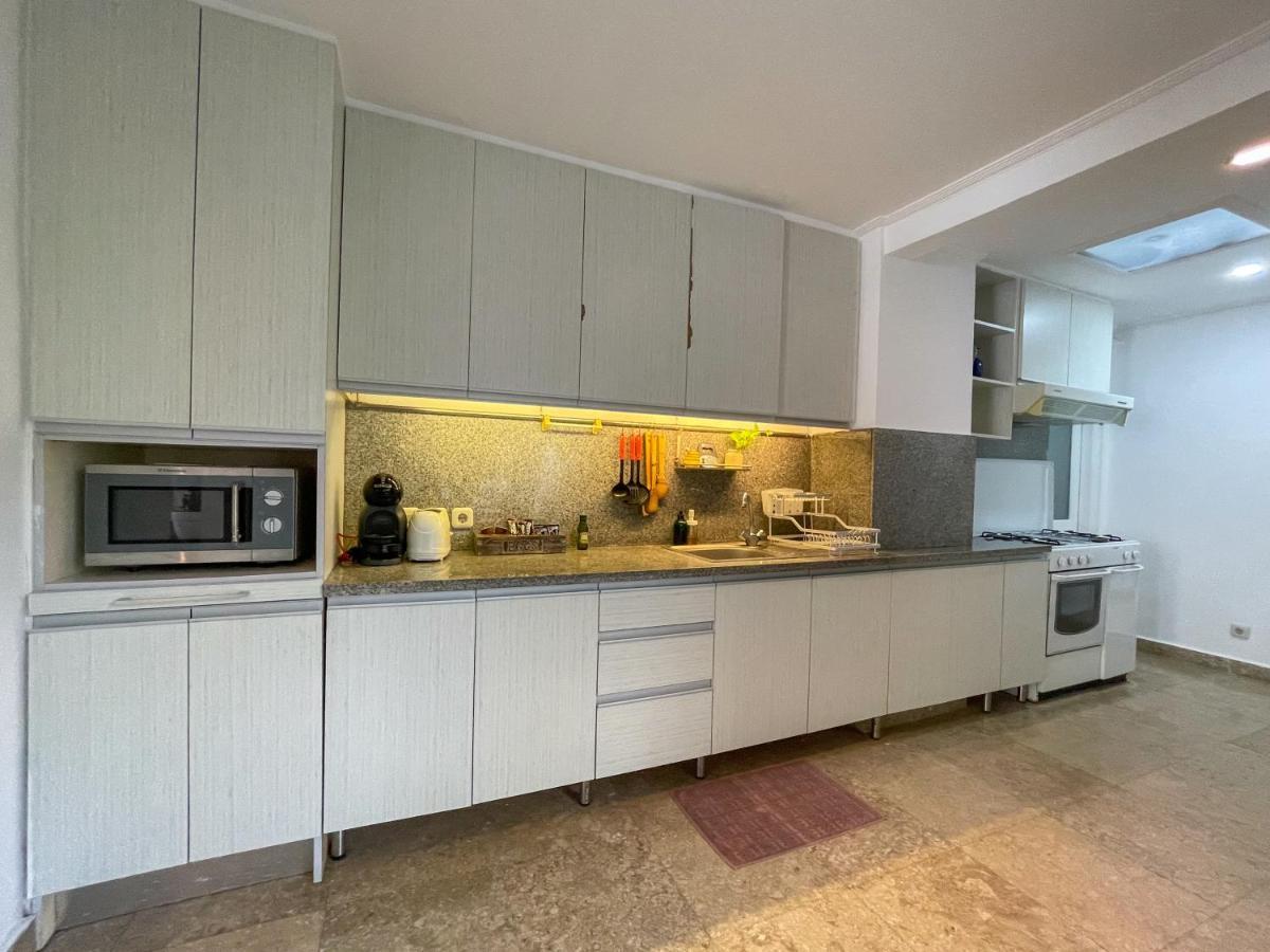 Beach House Canggu - 150M Berawa Beach المظهر الخارجي الصورة
